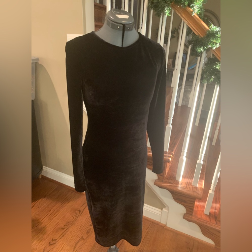 Black velvet dress by Antistar, LBD, Size XS.